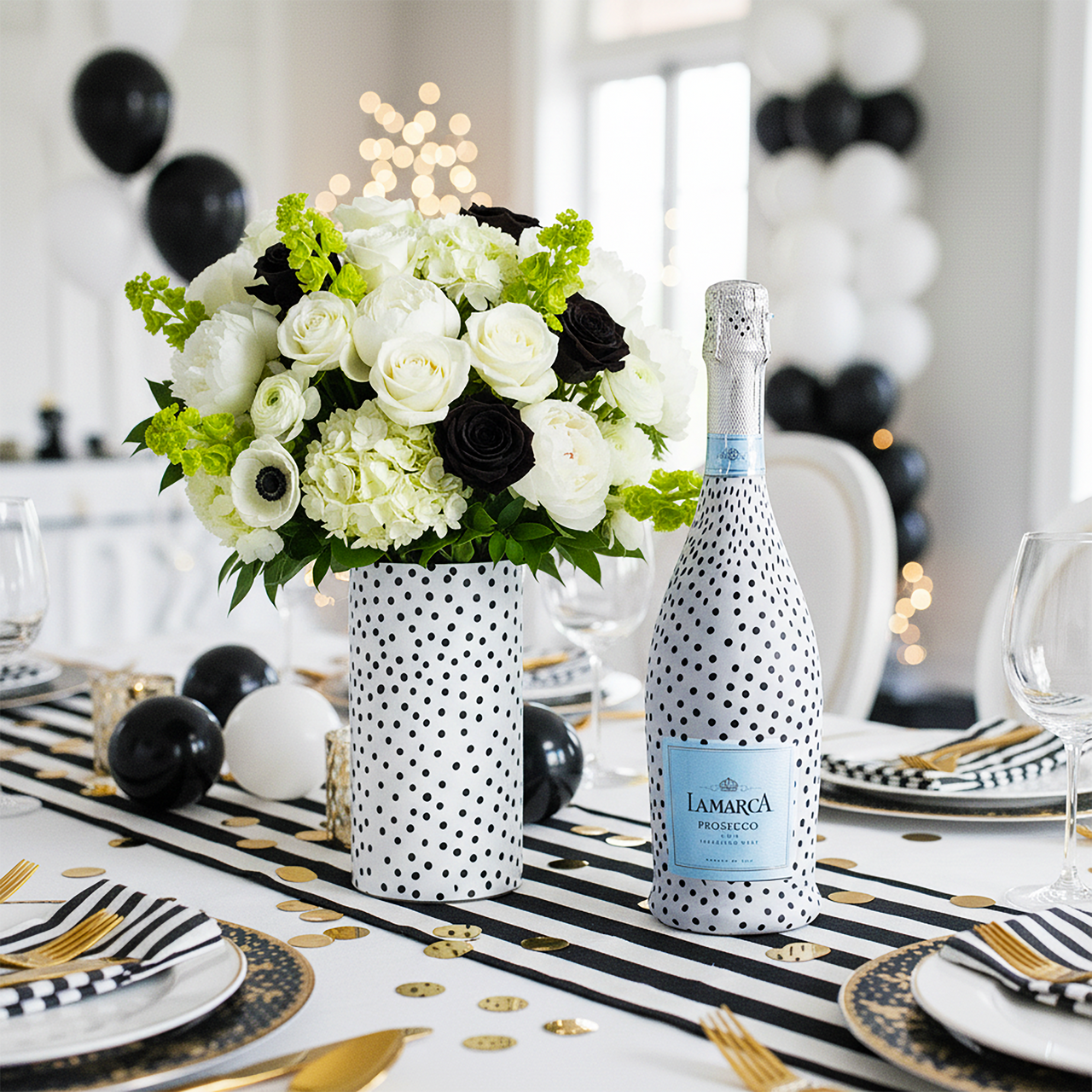 EVERVASE Wrap- Black and White Dots