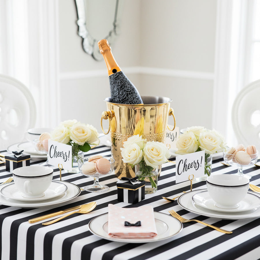 Black & White Roses  Champagne