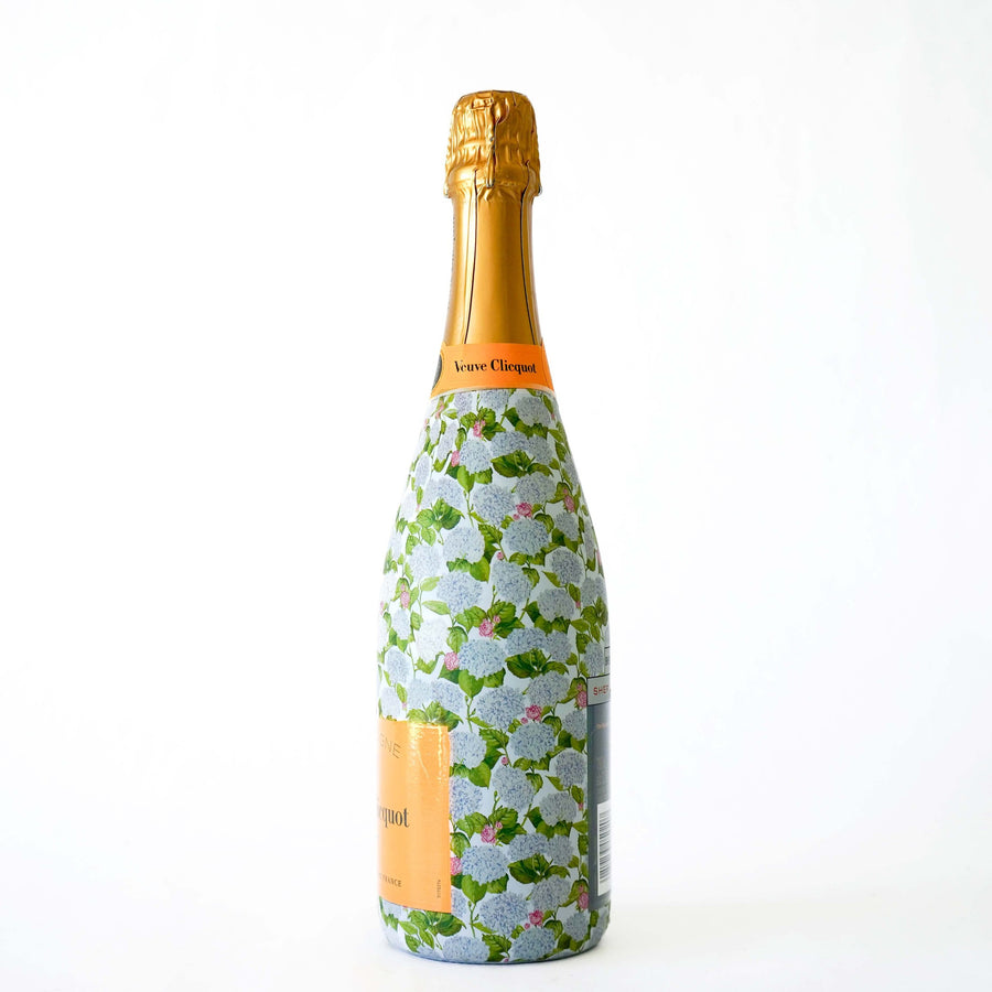 Sheridan French Collection - Classic Hydrangea Bottle Wrap on Champagne Bottle