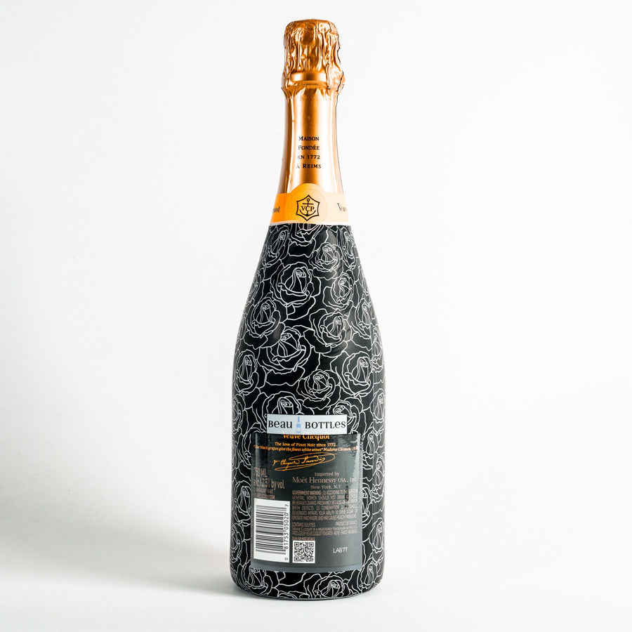 Beau Bottles Black and White Roses – Champagne Collection