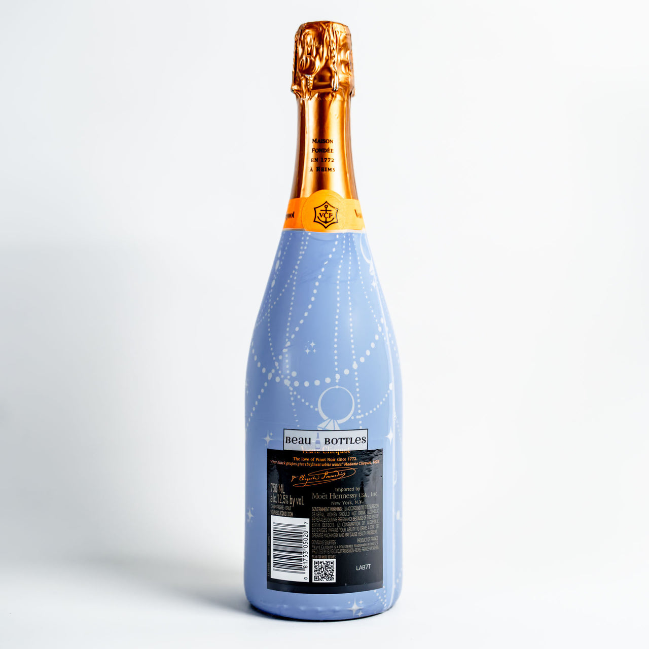 Blue Pearls and Prosecco Bottle Wrap on Champagne Bottle