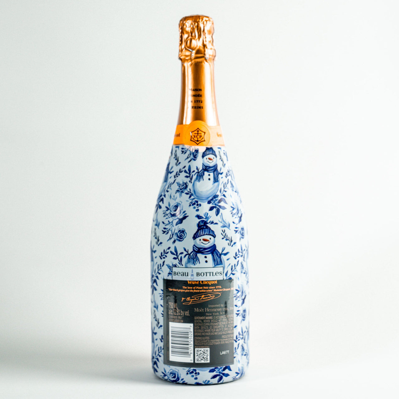 Blue and White Snowman Bottle Wrap on Champagne Bottle
