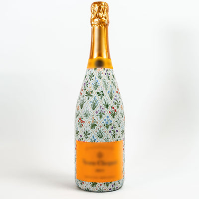 Botanical Garden Trellis Bottle Wrap on Champagne Bottle