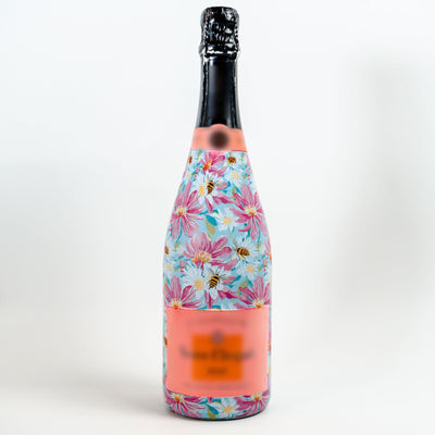 Busy Bee Garden Bottle Wrap on Champagne Bottle