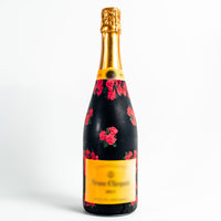 Thumbnail for Crimson Roses Bottle Wrap on Champagne Bottle