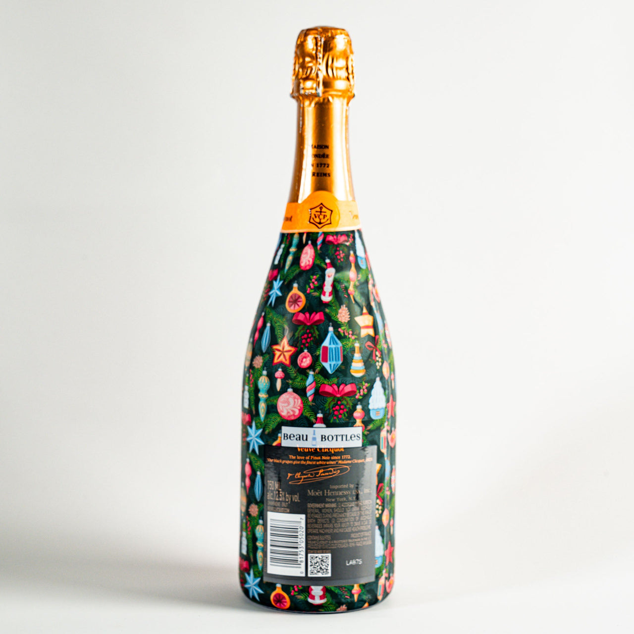 Ornament Wonderland Bottle Wrap on Champagne Bottle