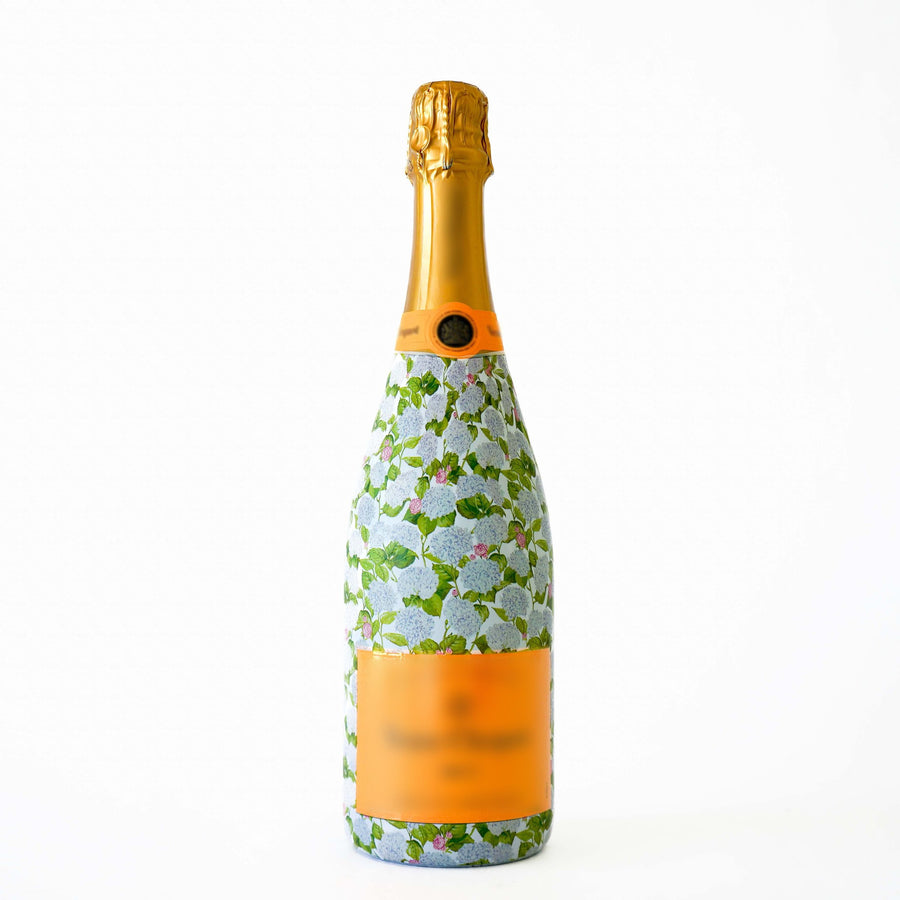 Sheridan French Collection - Classic Hydrangea Bottle Wrap on Champagne Bottle