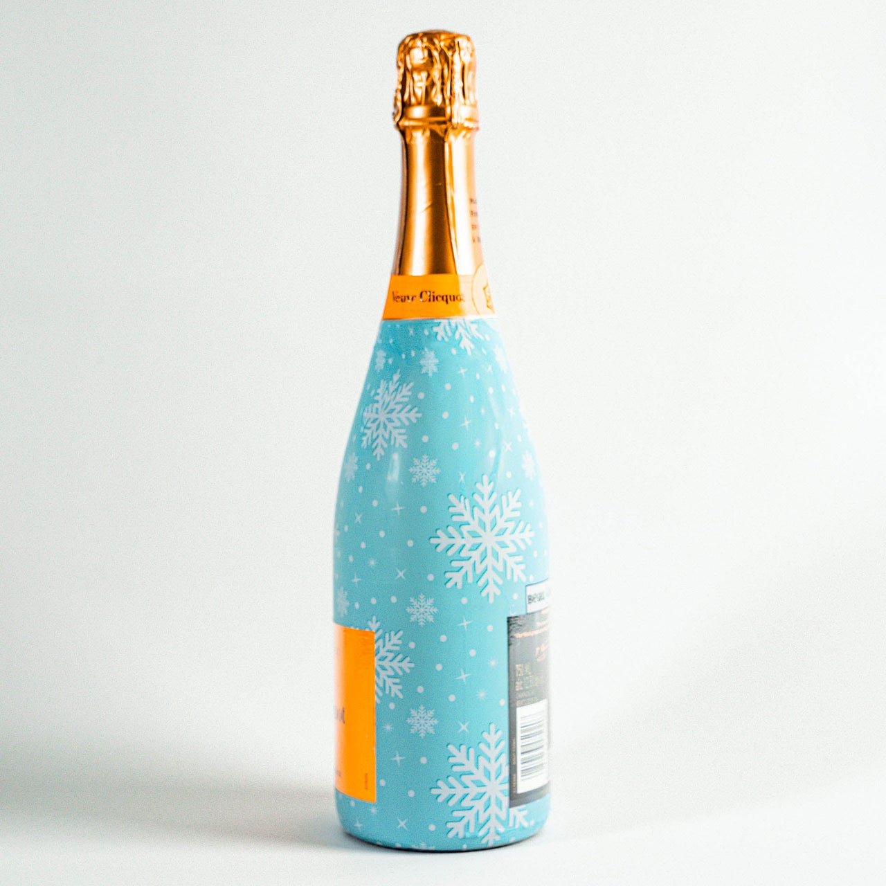 Snowflakes Bottle Wrap on Champagne Bottle